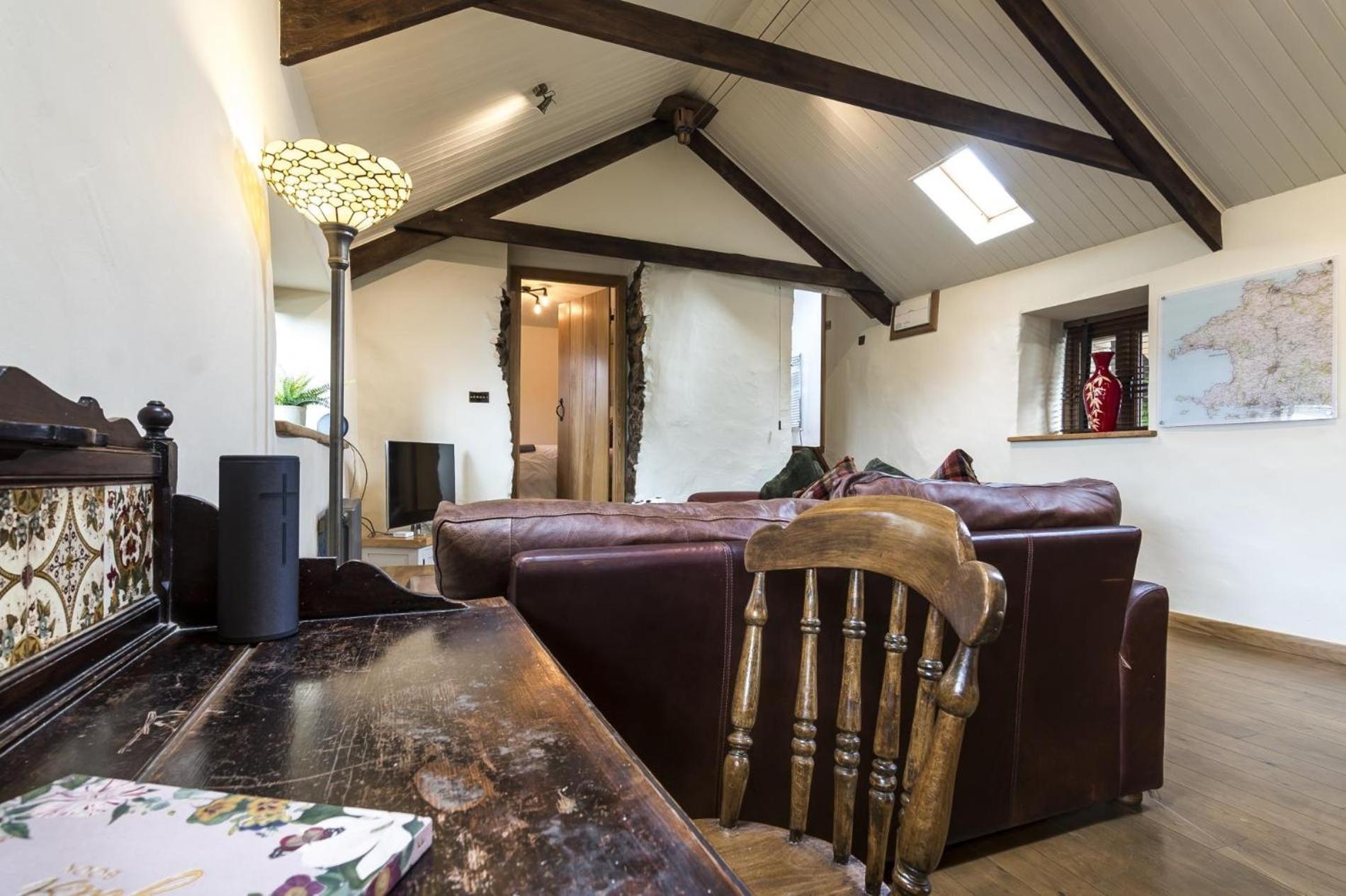 Foxglove - Luxurious Barn Conversion - Blossom Farm Johnston Extérieur photo